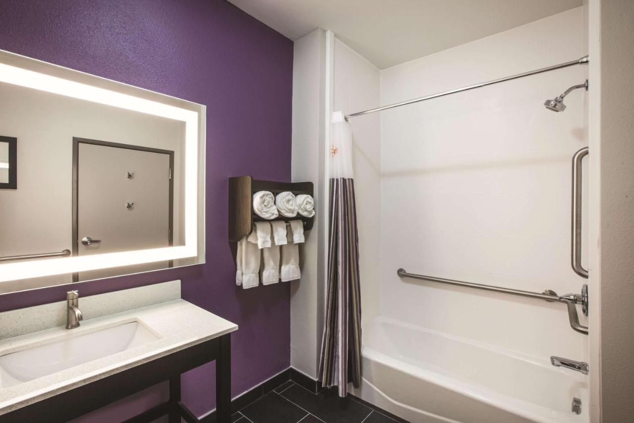 Hotel La Quinta By Wyndham Lubbock South Extérieur photo