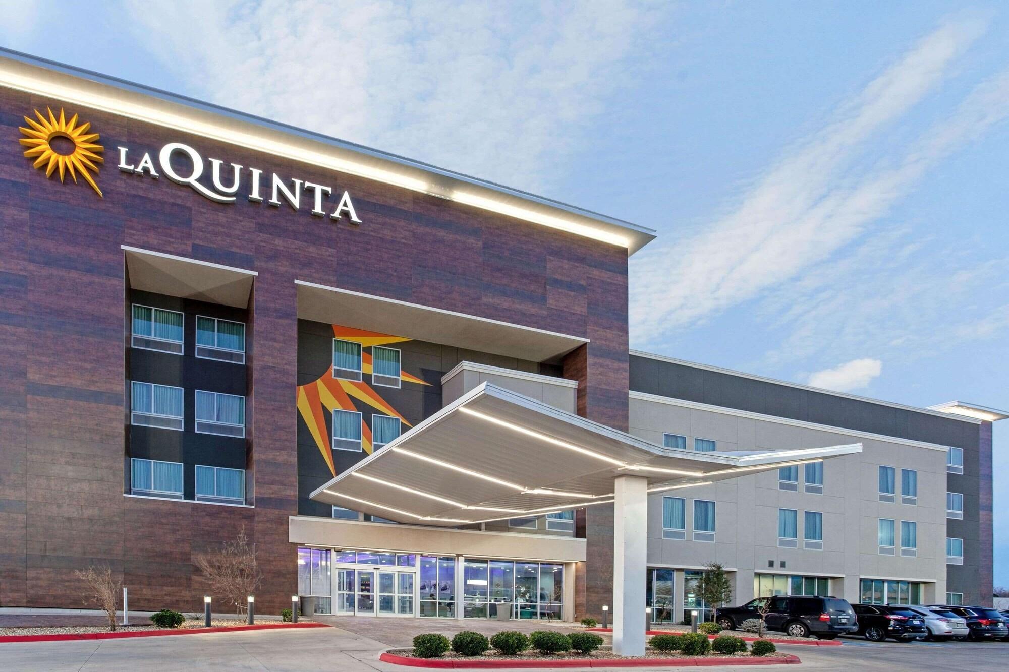 Hotel La Quinta By Wyndham Lubbock South Extérieur photo