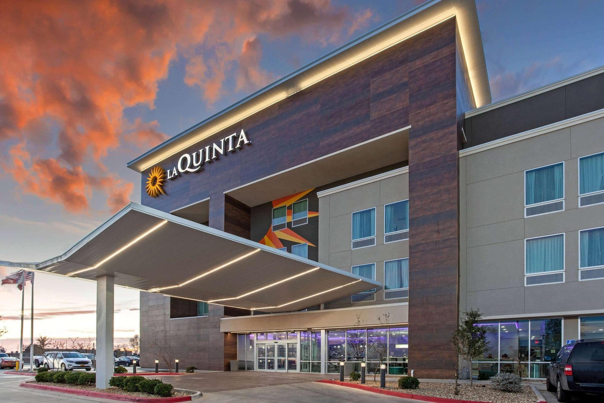 Hotel La Quinta By Wyndham Lubbock South Extérieur photo